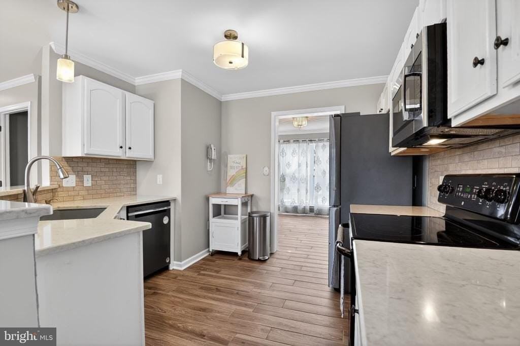 10 Nelson Rd - Photo 6 of 47