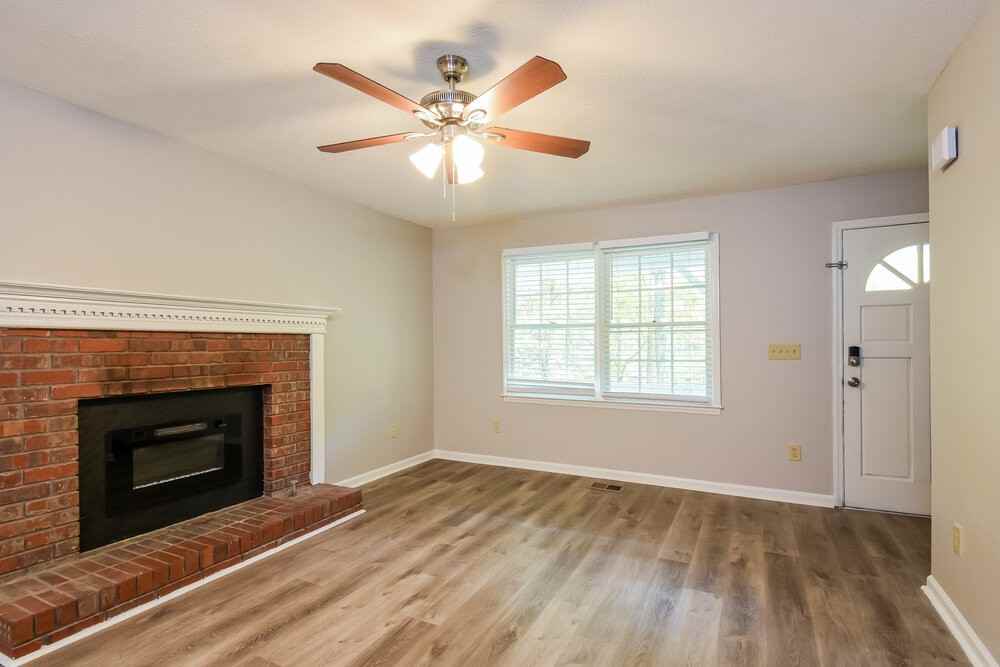 188 Cherokee Village Dr - Photo 5 of 17