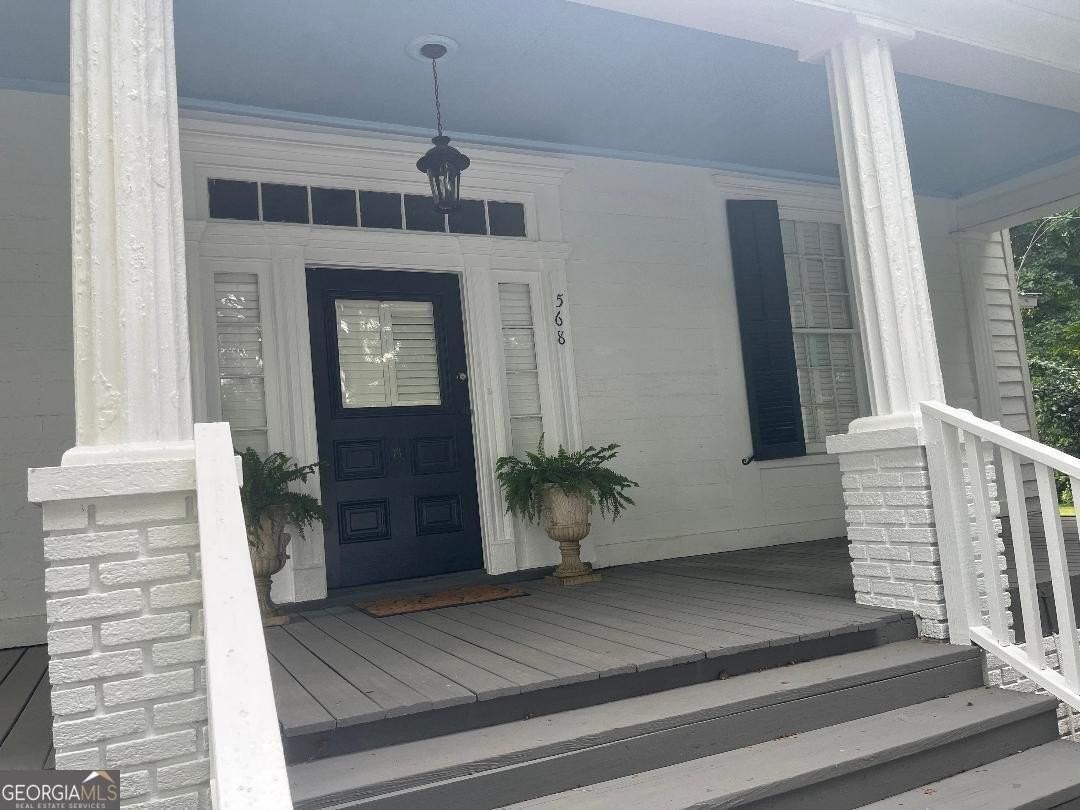 568 S Talbotton St - Photo 2 of 8