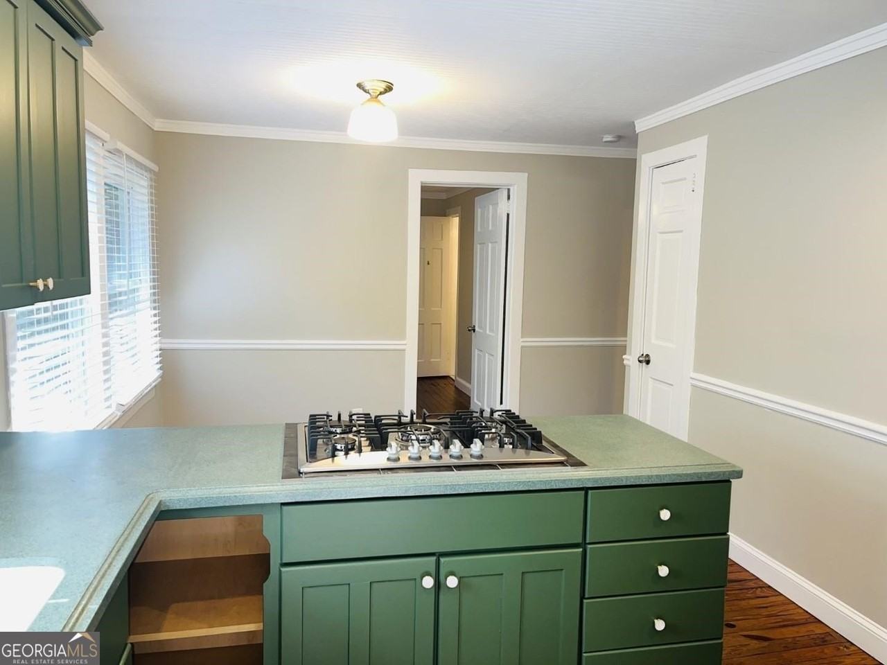 4665 Orchid Dr - Photo 3 of 29