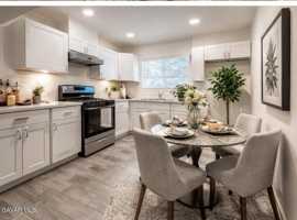 featured image of 2658 Paxton Ave #B