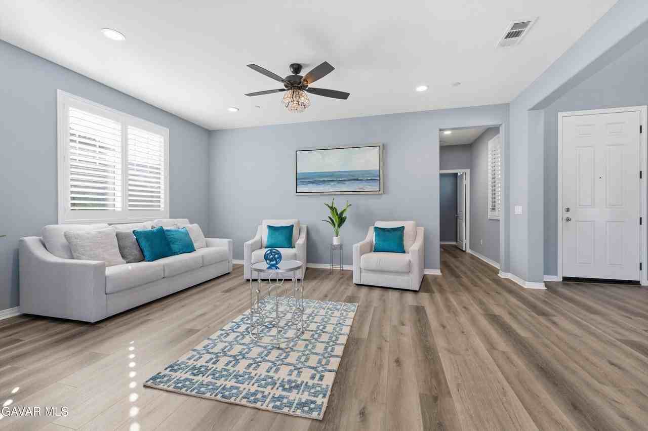 41638 Cielo Vista Dr - Photo 5 of 40