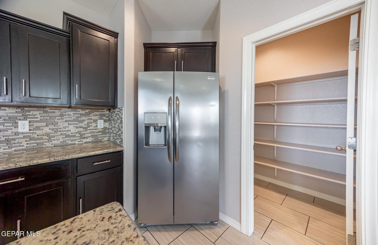 14447 Onnie Kirk Ave - Photo 7 of 43