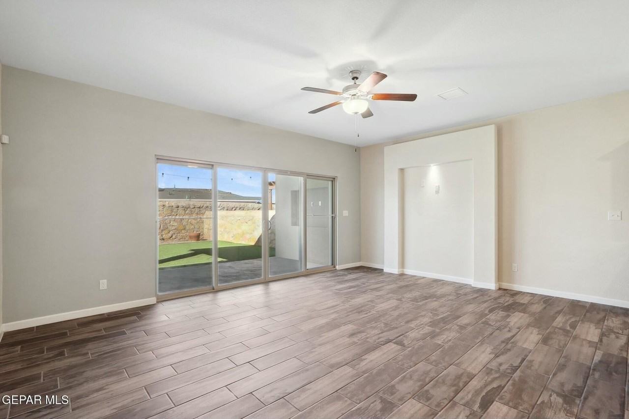 6921 Brown Mesquite Ln - Photo 6 of 26