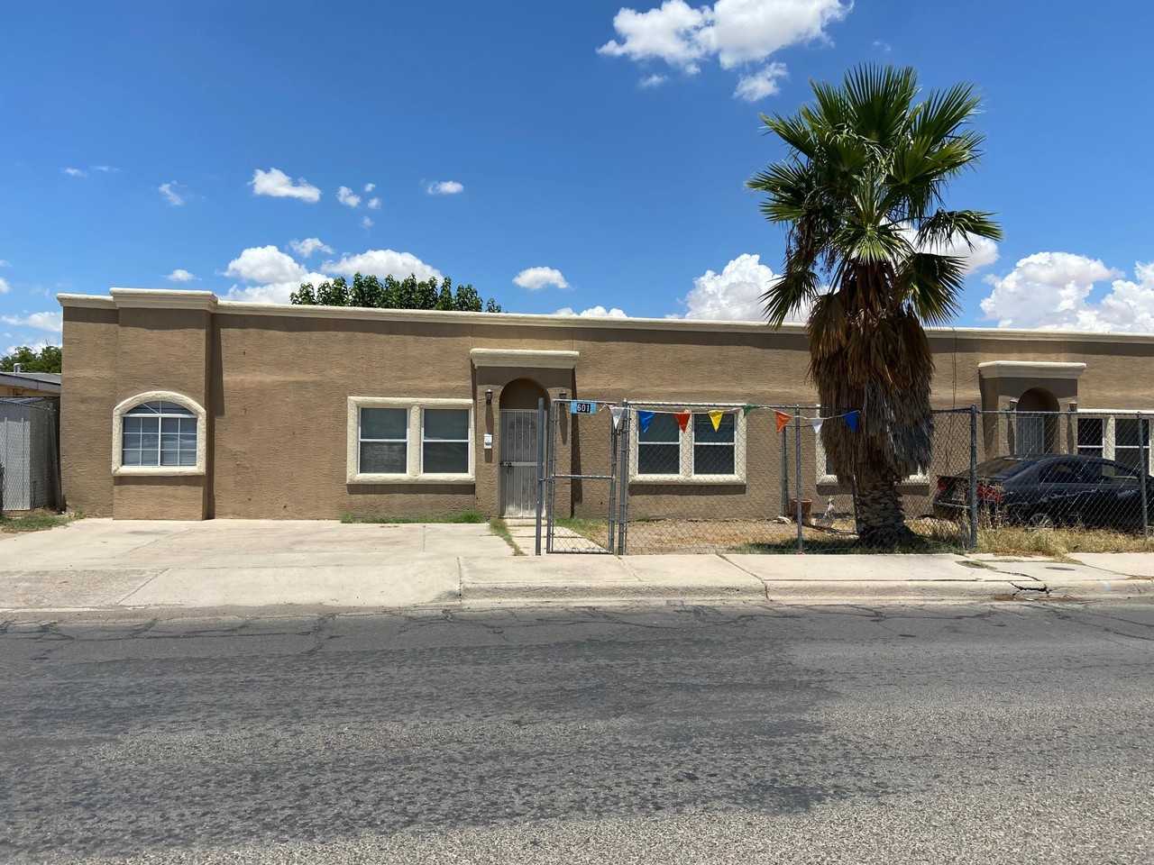 601 Lomaland Dr Unit A - Photo 4 of 50