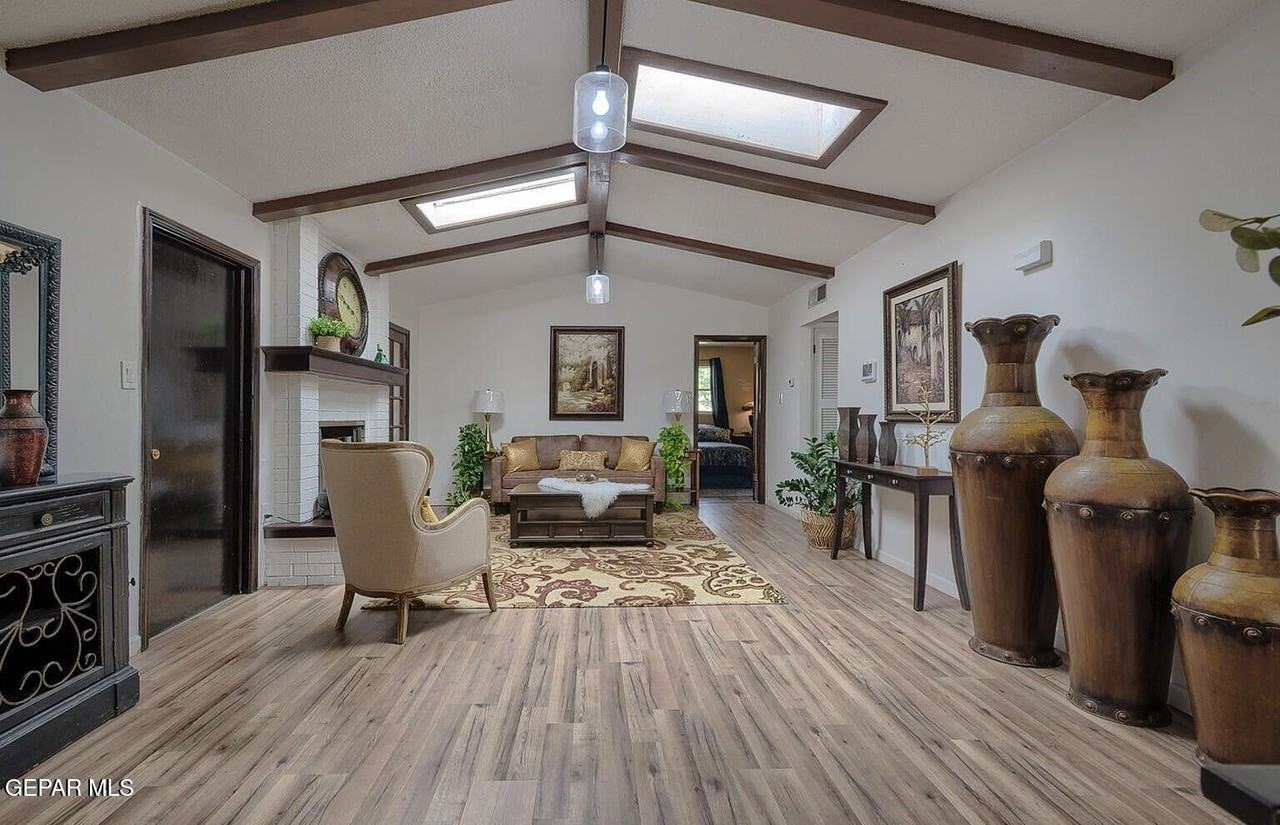 1844 Jack Nicklaus Dr - Photo 4 of 18