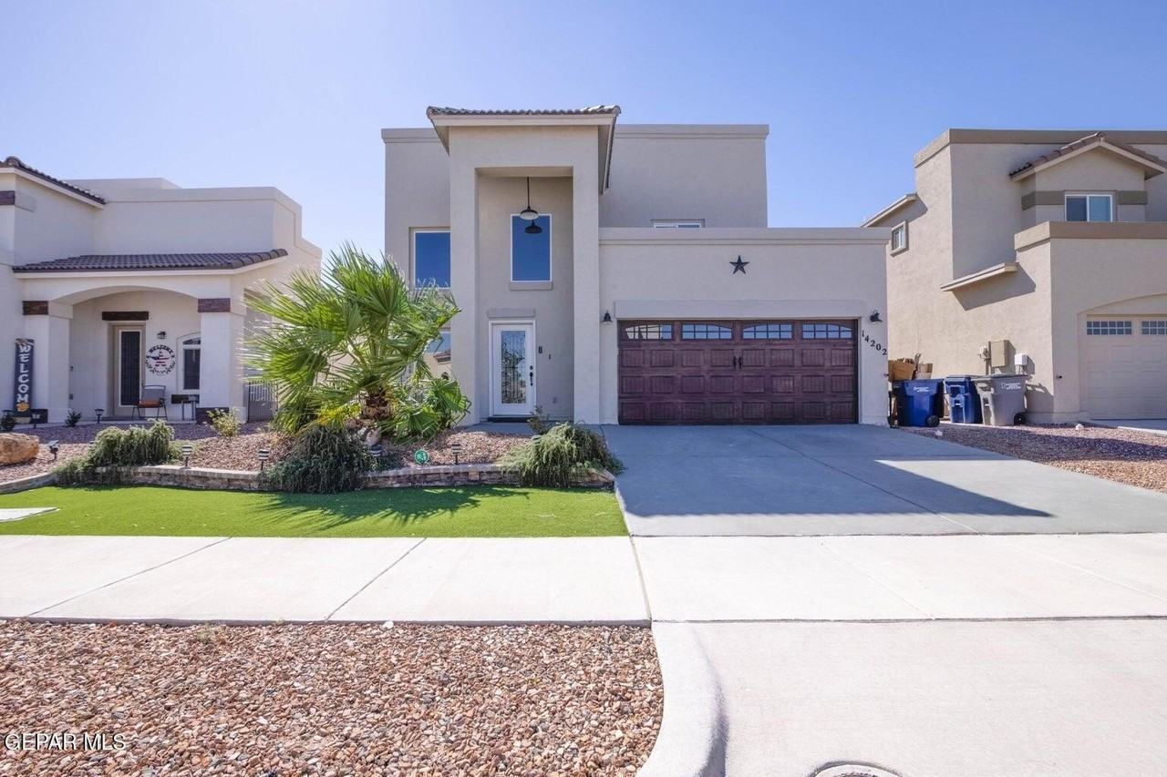 14202 Peyton Edwards Ave - Photo 2 of 44