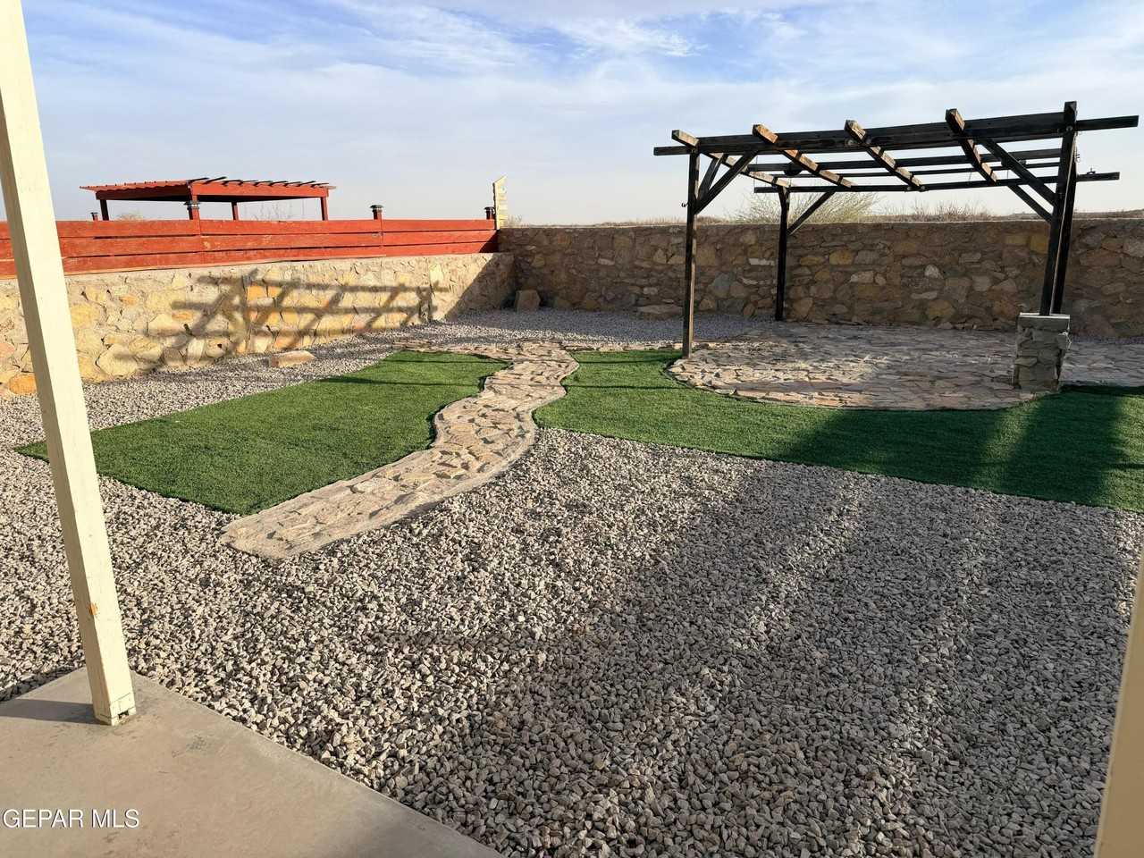 14202 Peyton Edwards Ave - Photo 5 of 44