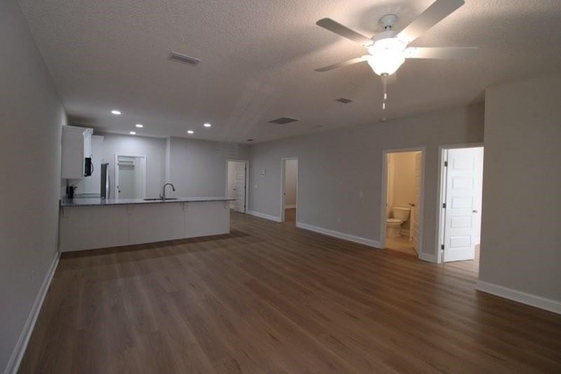 324 S 5th St - Photo 4 of 15