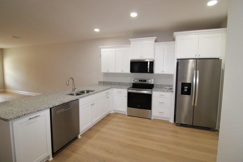 324 S 5th St - Photo 6 of 15