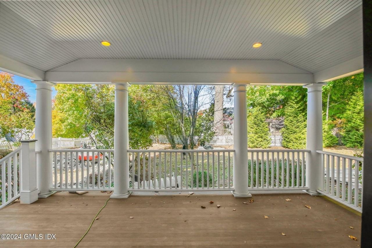 52 Hendrie Ave - Photo 2 of 18