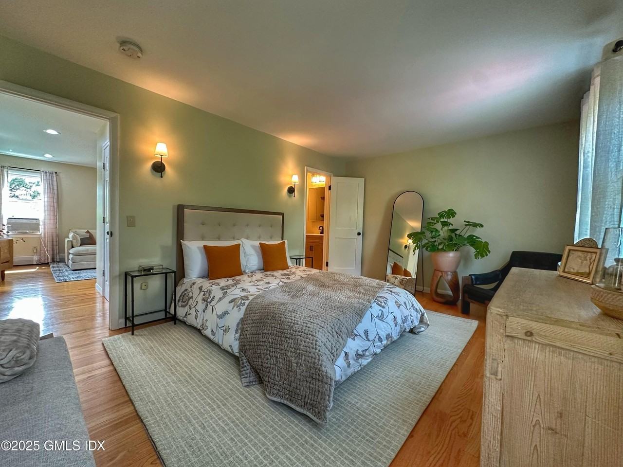 37 Gerry St #1 - Photo 5 of 19