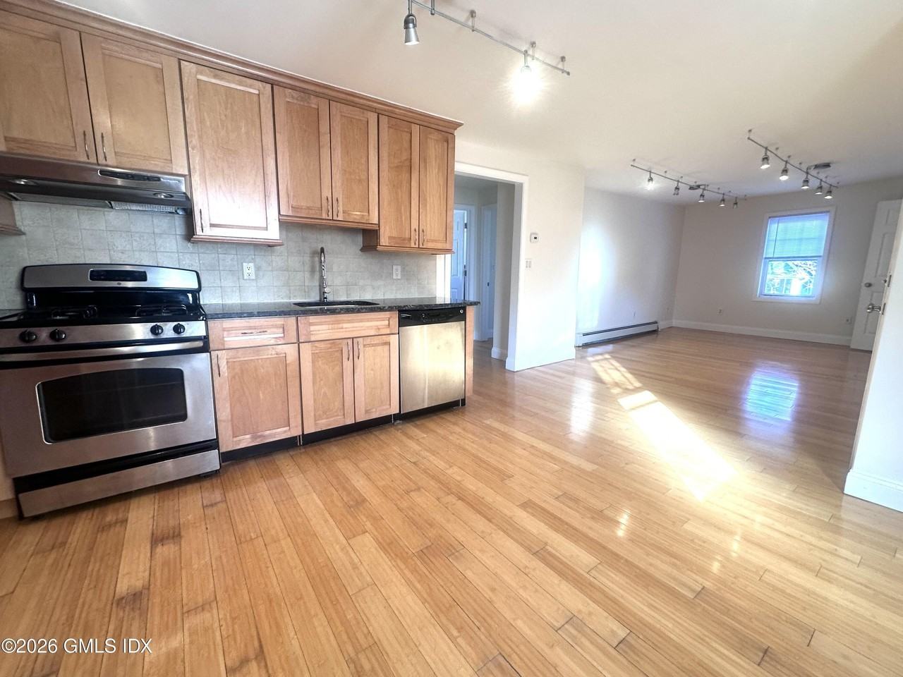 11 Le Grande Ave #3 - Photo 3 of 19