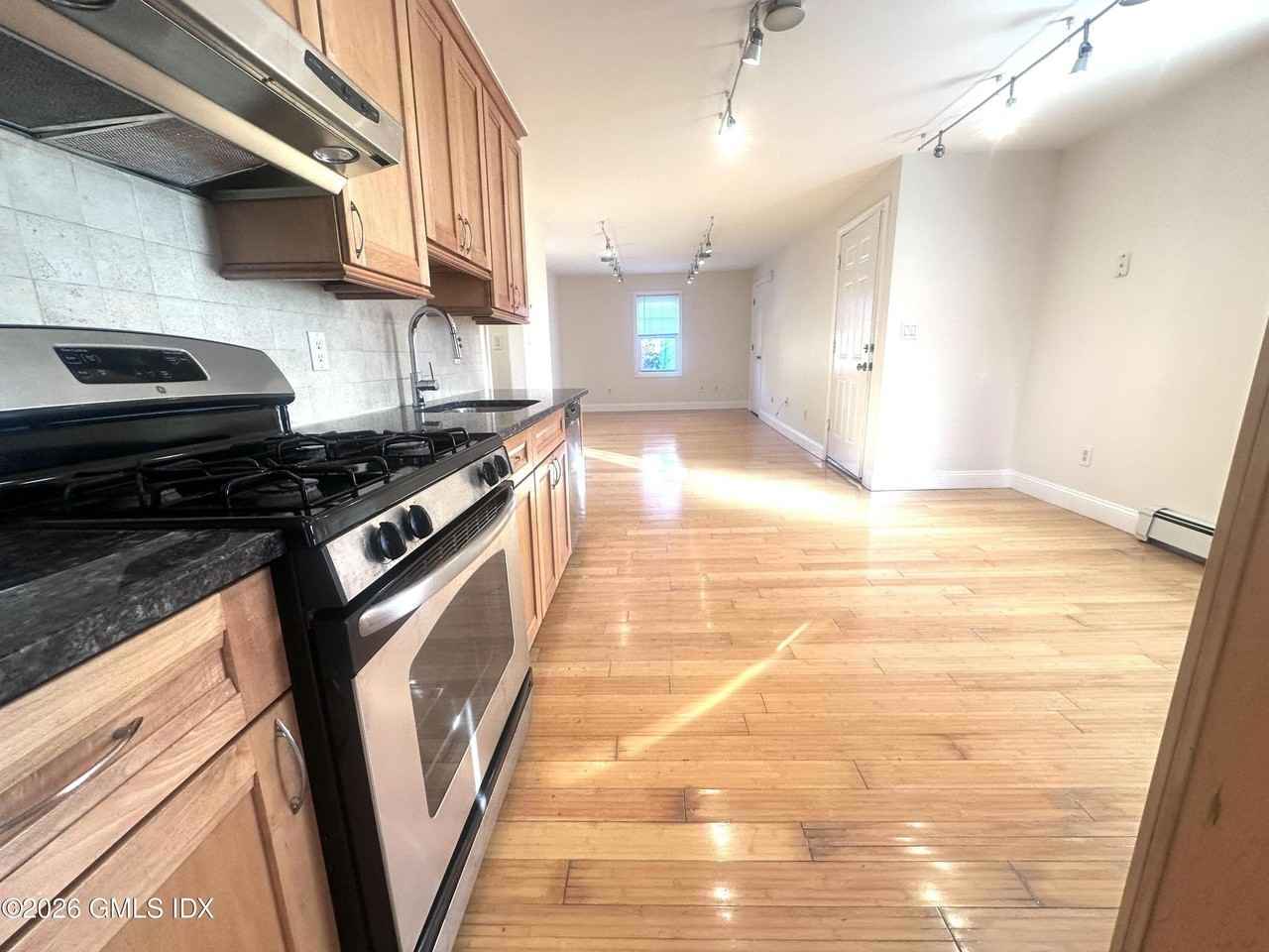 11 Le Grande Ave #3 - Photo 4 of 19