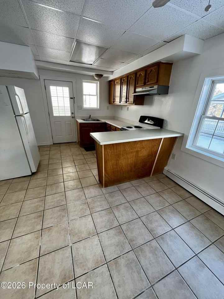 58 W Broad St - Photo 2 of 6