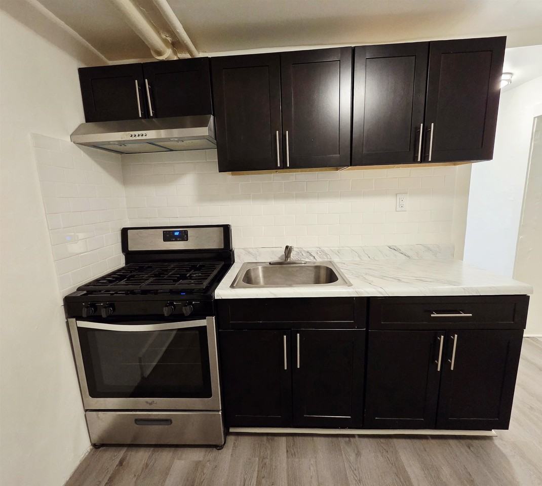 106 Glenwood Ave #2B - Photo 4 of 7