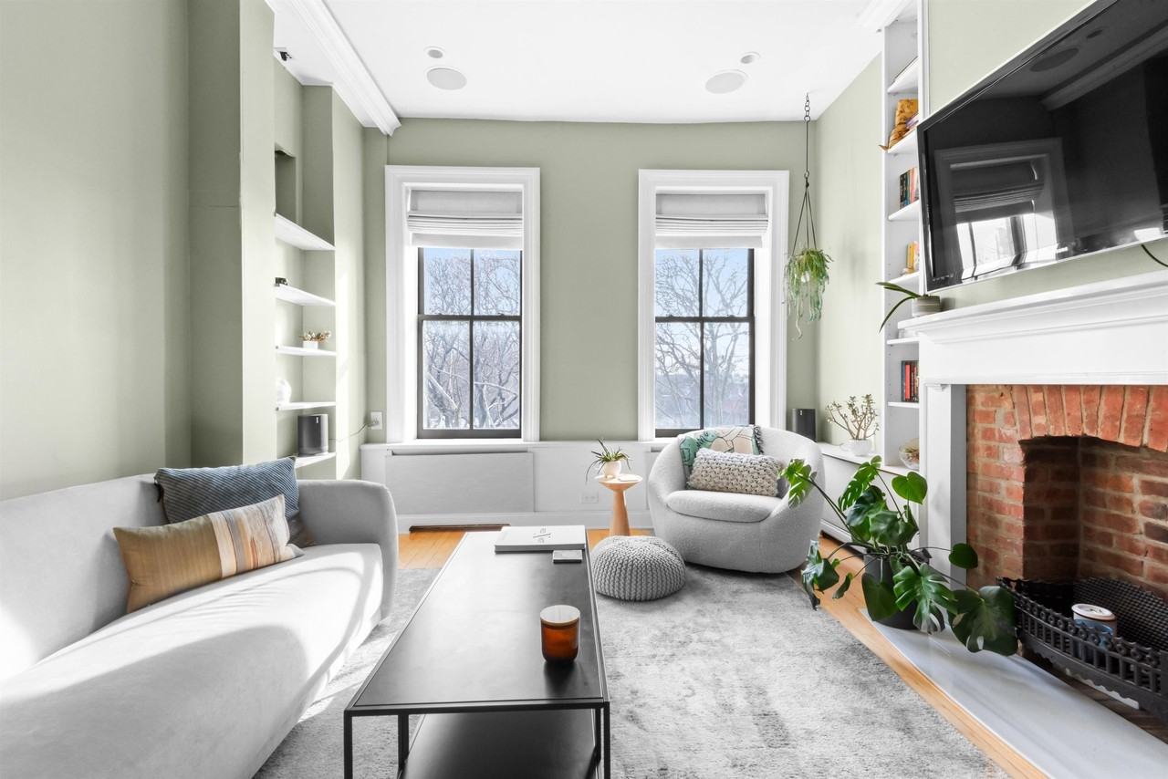 264 9th St #4K - Photo 5 of 24