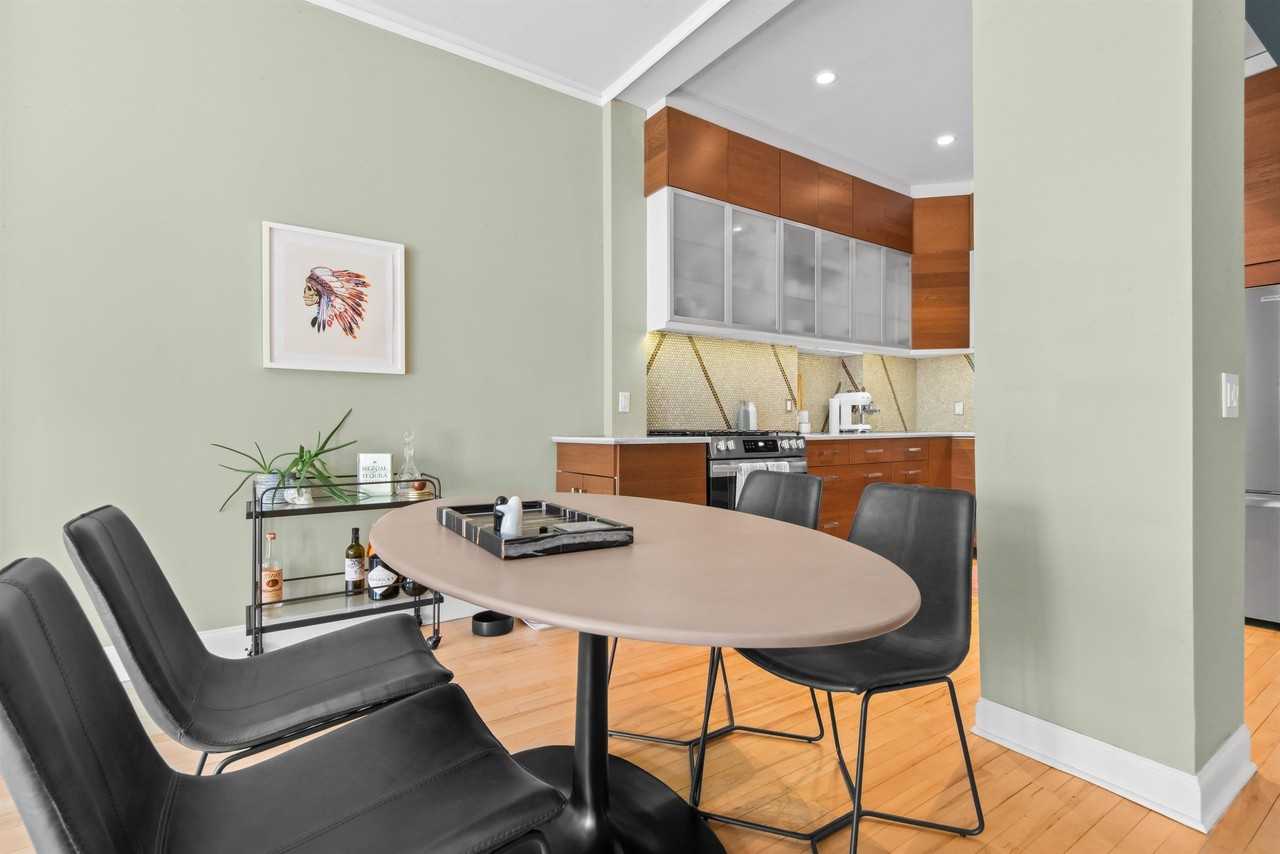 264 9th St #4K - Photo 7 of 24