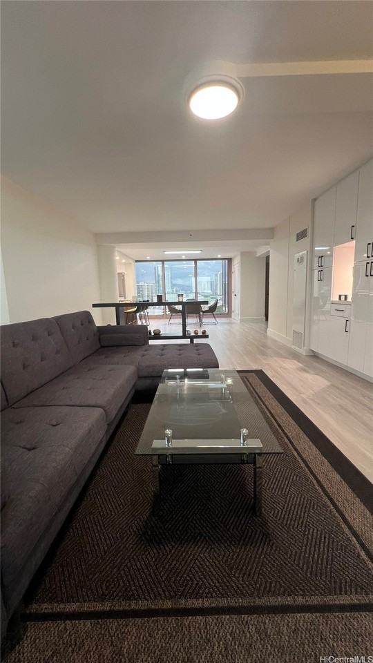 415 South St Apt 1104 - Photo 7 of 9