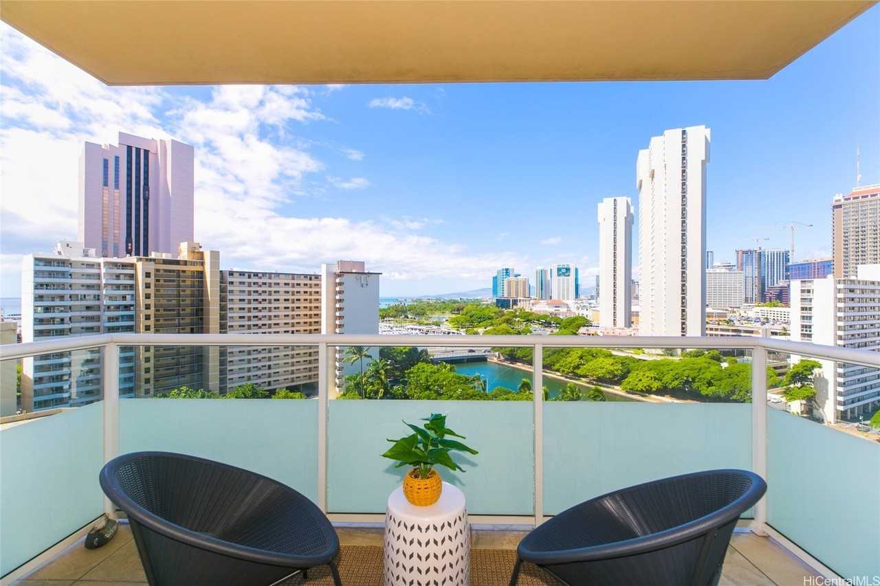 1551 Ala Wai Blvd Apt 1205 - Photo 2 of 20