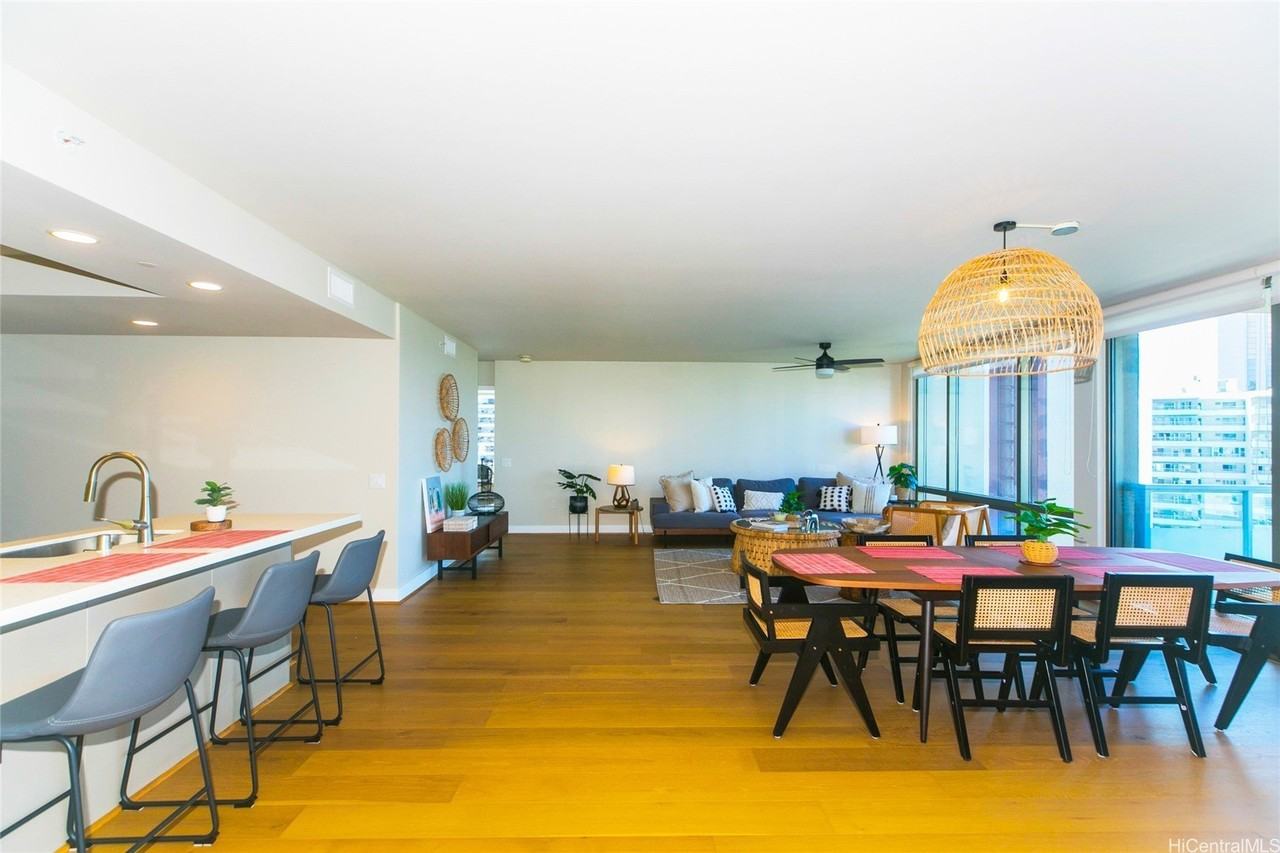 1551 Ala Wai Blvd Apt 1205 - Photo 4 of 20