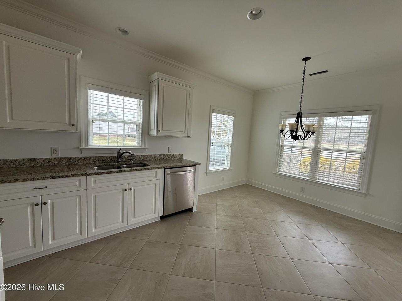 1565 Old Chinquapin Rd - Photo 6 of 24