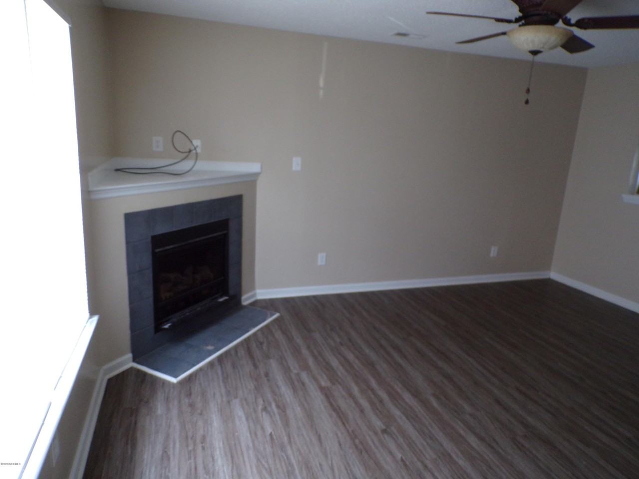 1401 Timberlake Trl - Photo 3 of 25