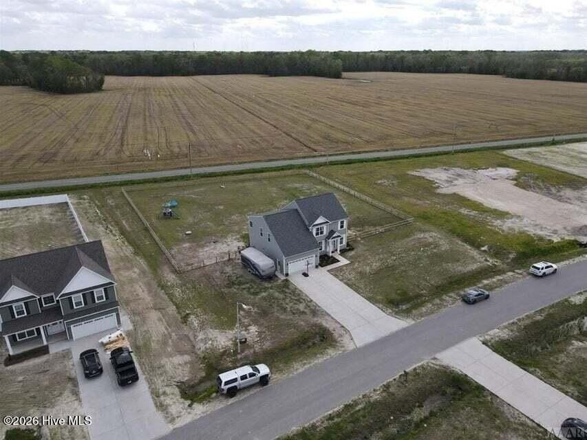 103 Stedman Ln W - Photo 2 of 27