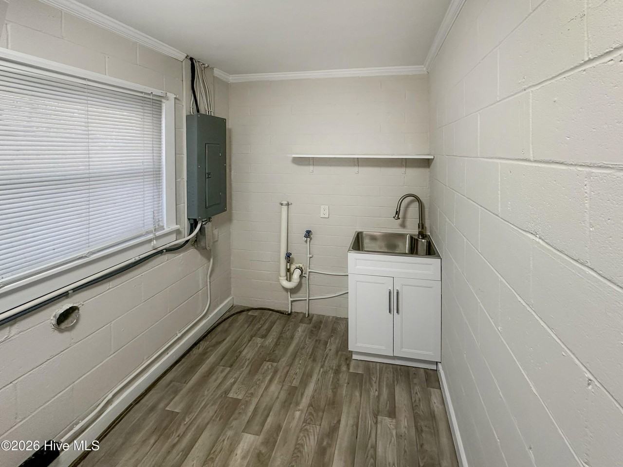 2610 Evans St - Photo 7 of 12