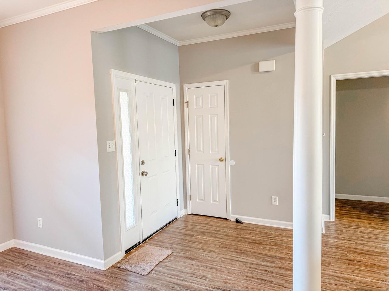 4620 Country Glen Cir - Photo 2 of 22