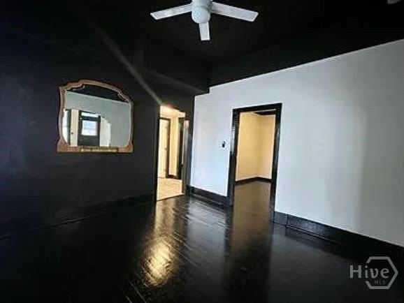 2221 Harden St - Photo 6 of 16