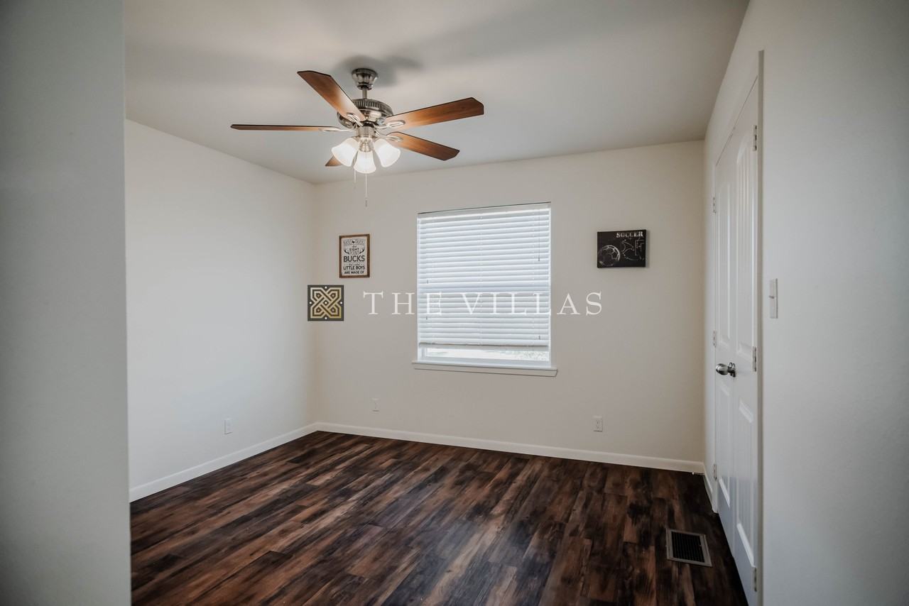 114 Vista Alta St - Photo 7 of 19