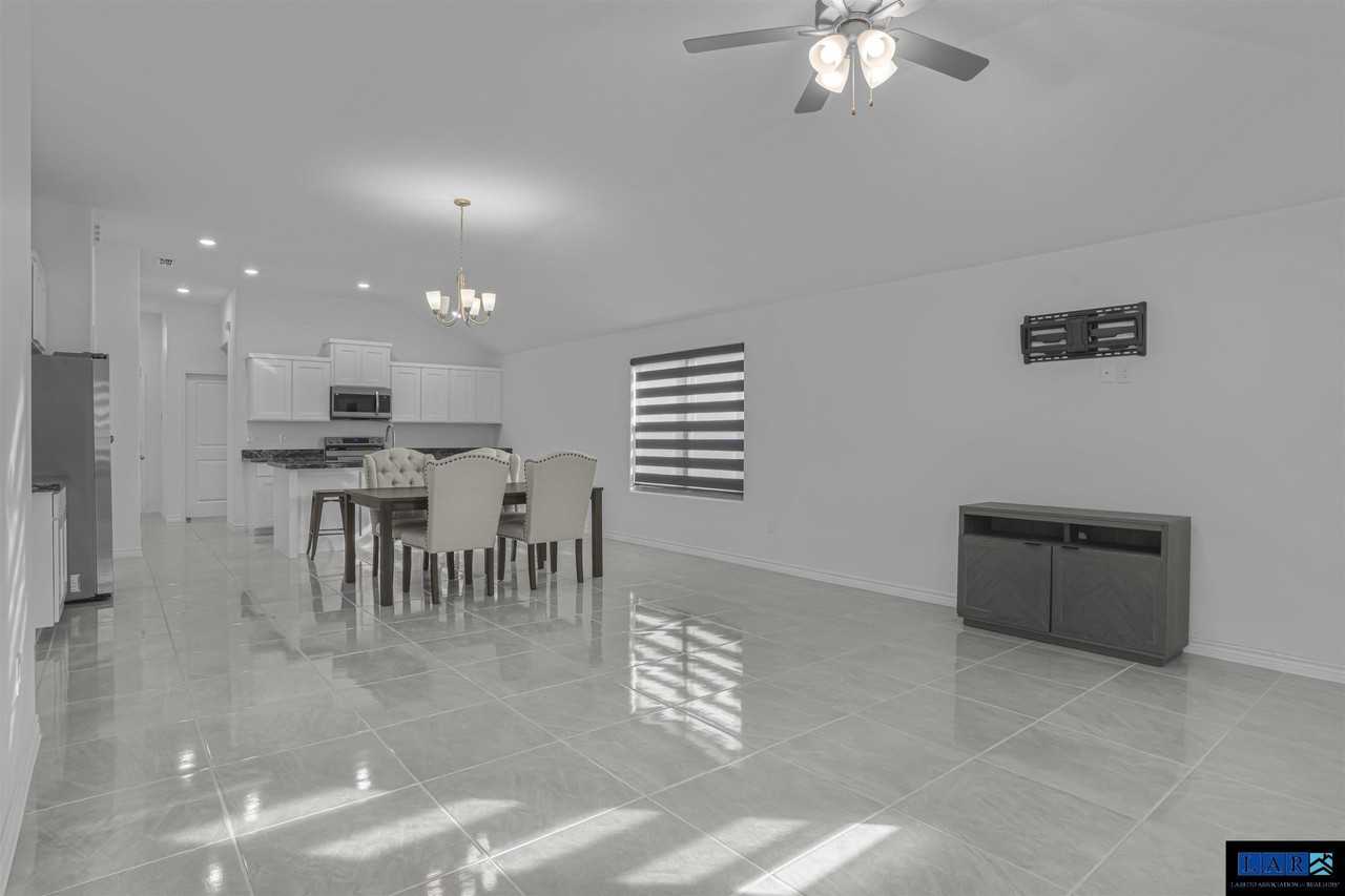 5428 Encanto Dr - Photo 5 of 27