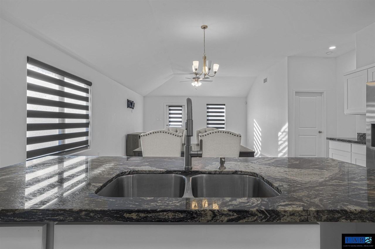 5428 Encanto Dr - Photo 7 of 27