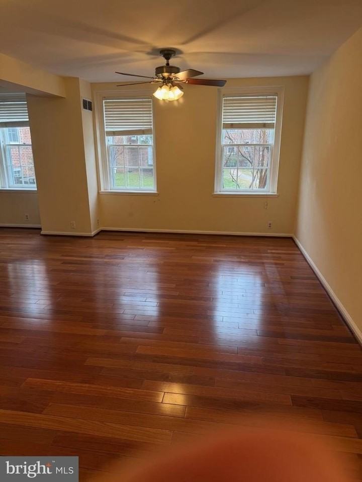 3930 Langley Ct Nw - Photo 4 of 14