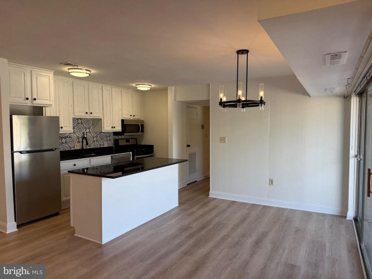 3842 Bel Pre Rd - Photo 5 of 14