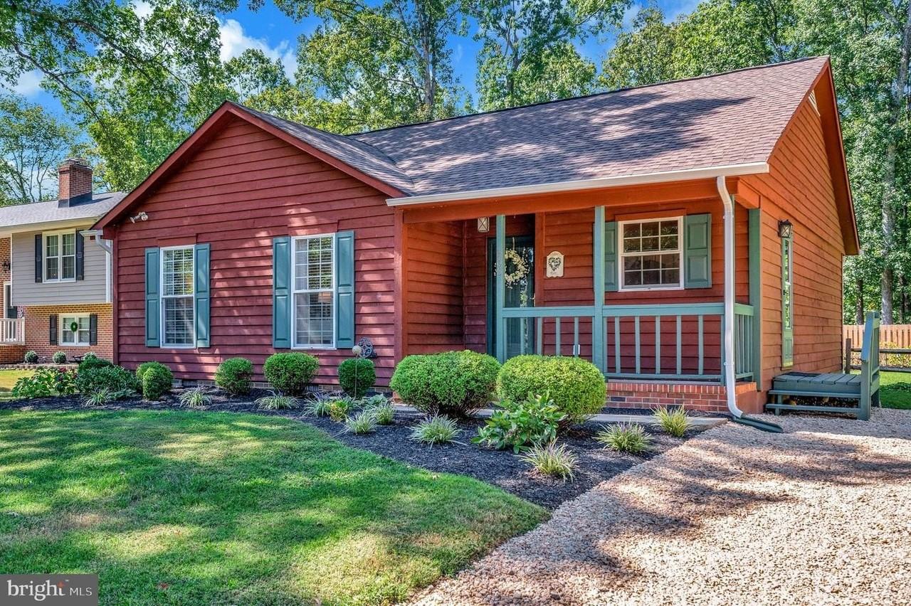 206 Pleasants Dr - Photo 2 of 50