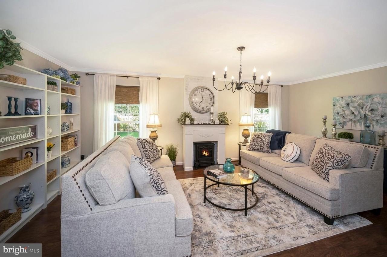 206 Pleasants Dr - Photo 4 of 50