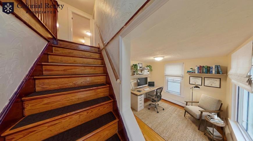 174 Cushing St - Photo 6 of 10