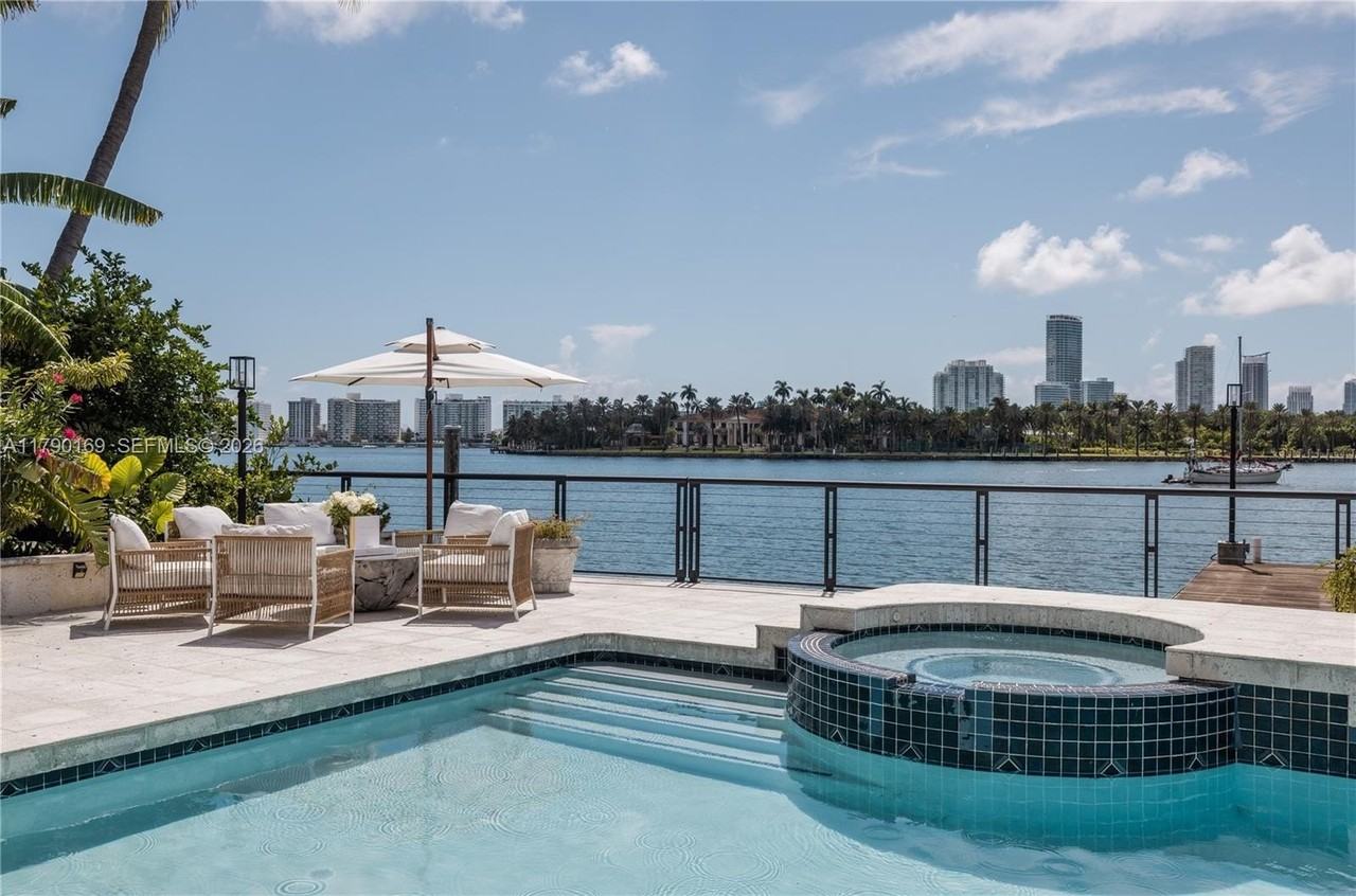 2 S Hibiscus Dr - Photo 6 of 35