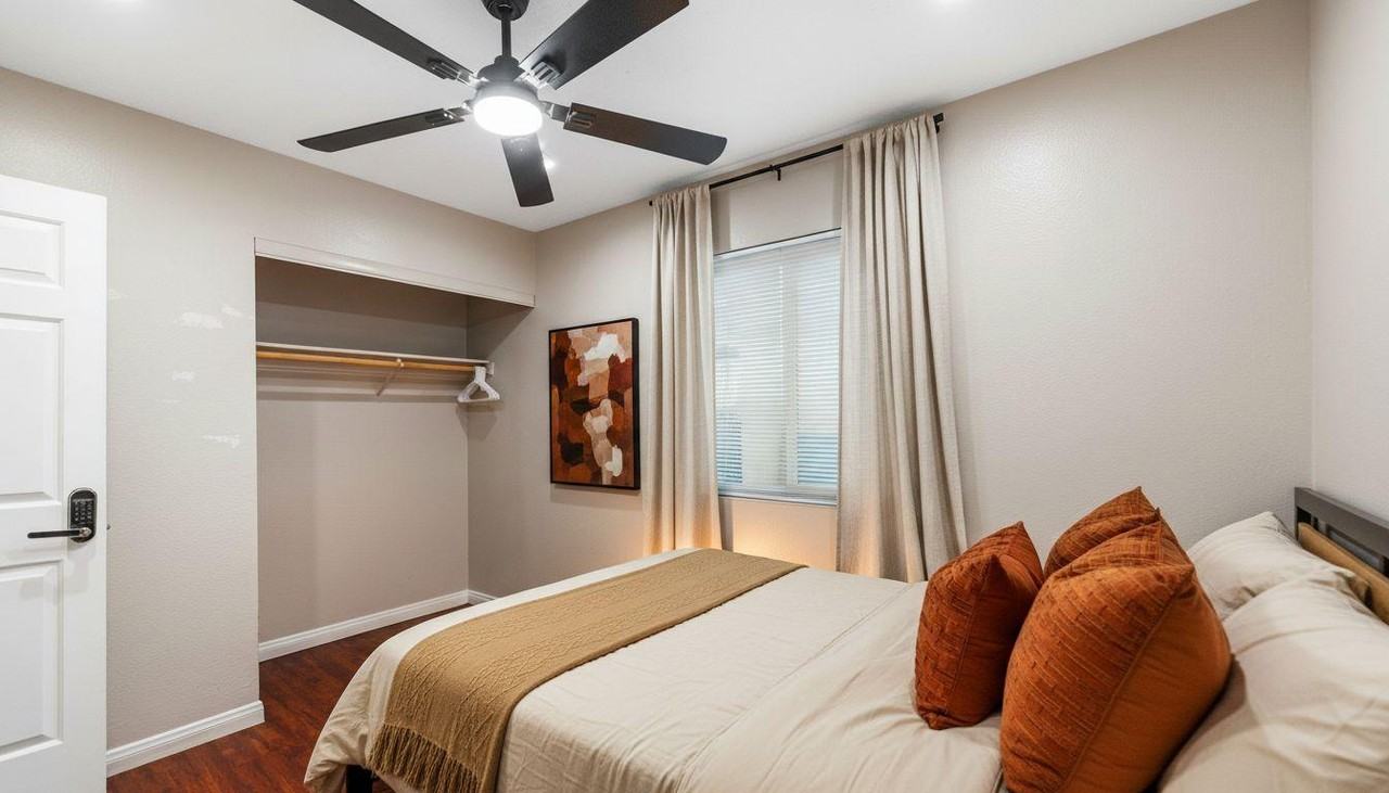 Rita Dr - Photo 7 of 8