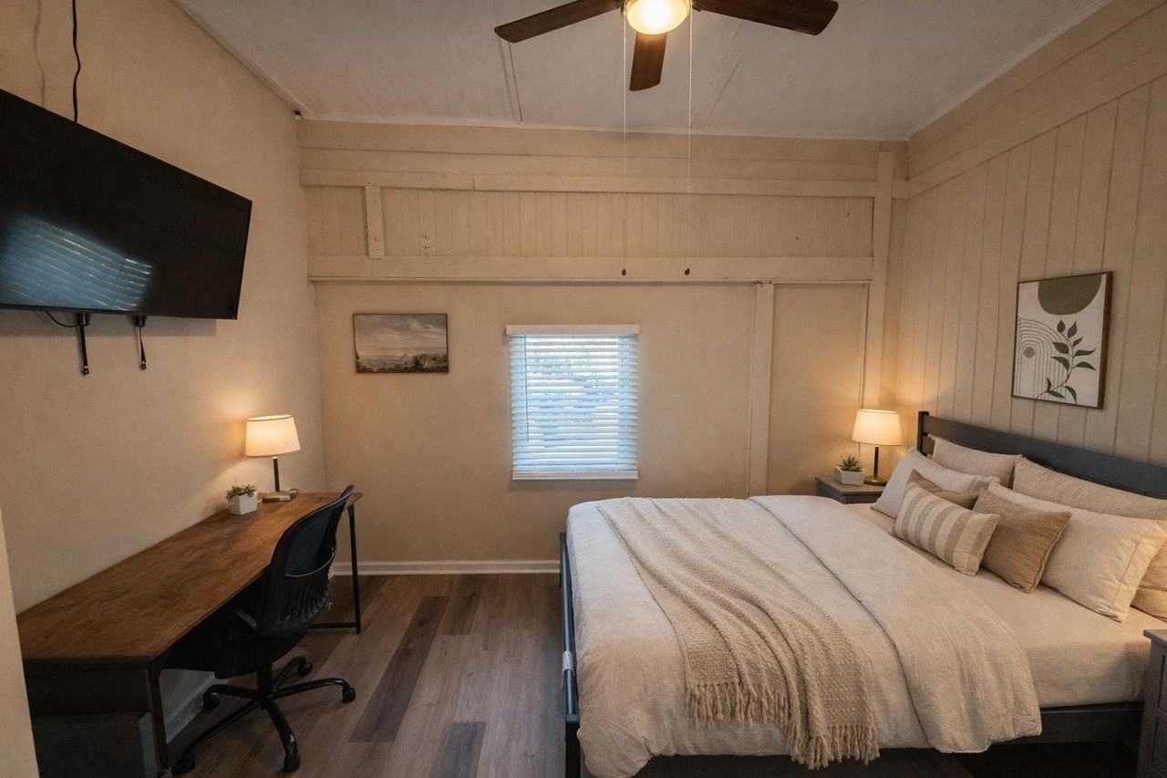 Headland Dr - Photo 4 of 7