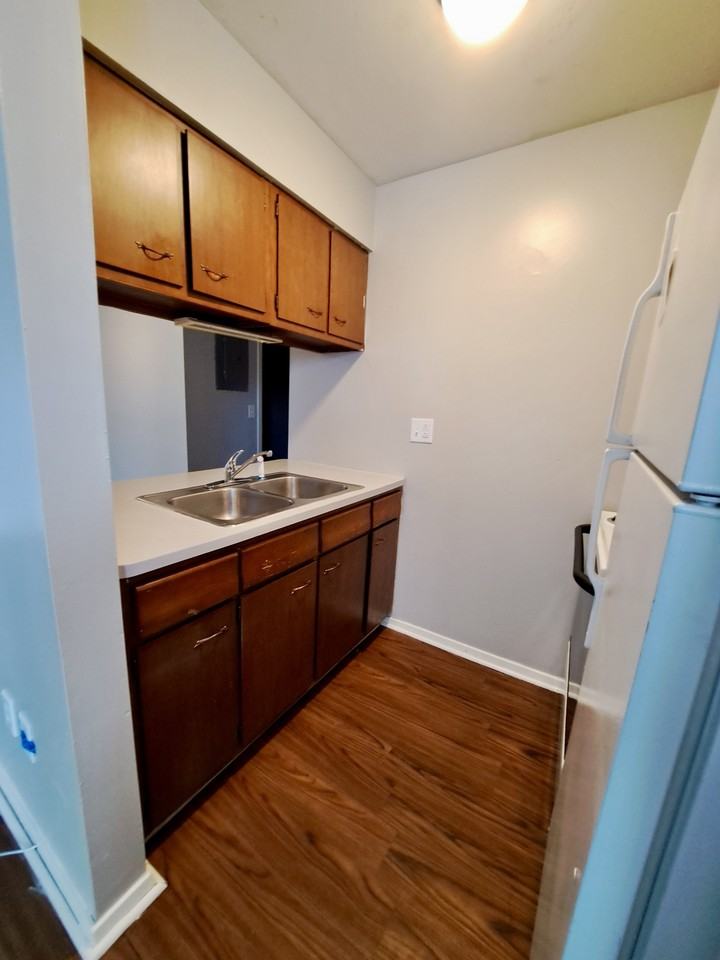 1355 Ohmer Ave #16 - Photo 3 of 9