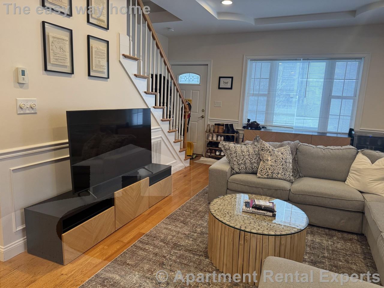 11 Winthrop Ct - Photo 3 of 22