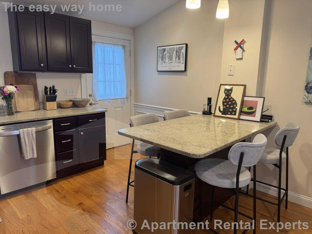 11 Winthrop Ct - Photo 4 of 22