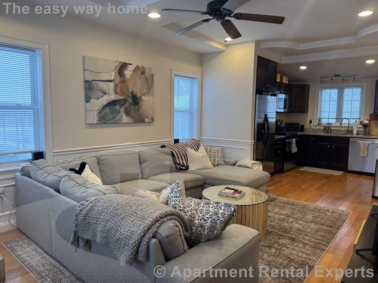 11 Winthrop Ct - Photo 6 of 22