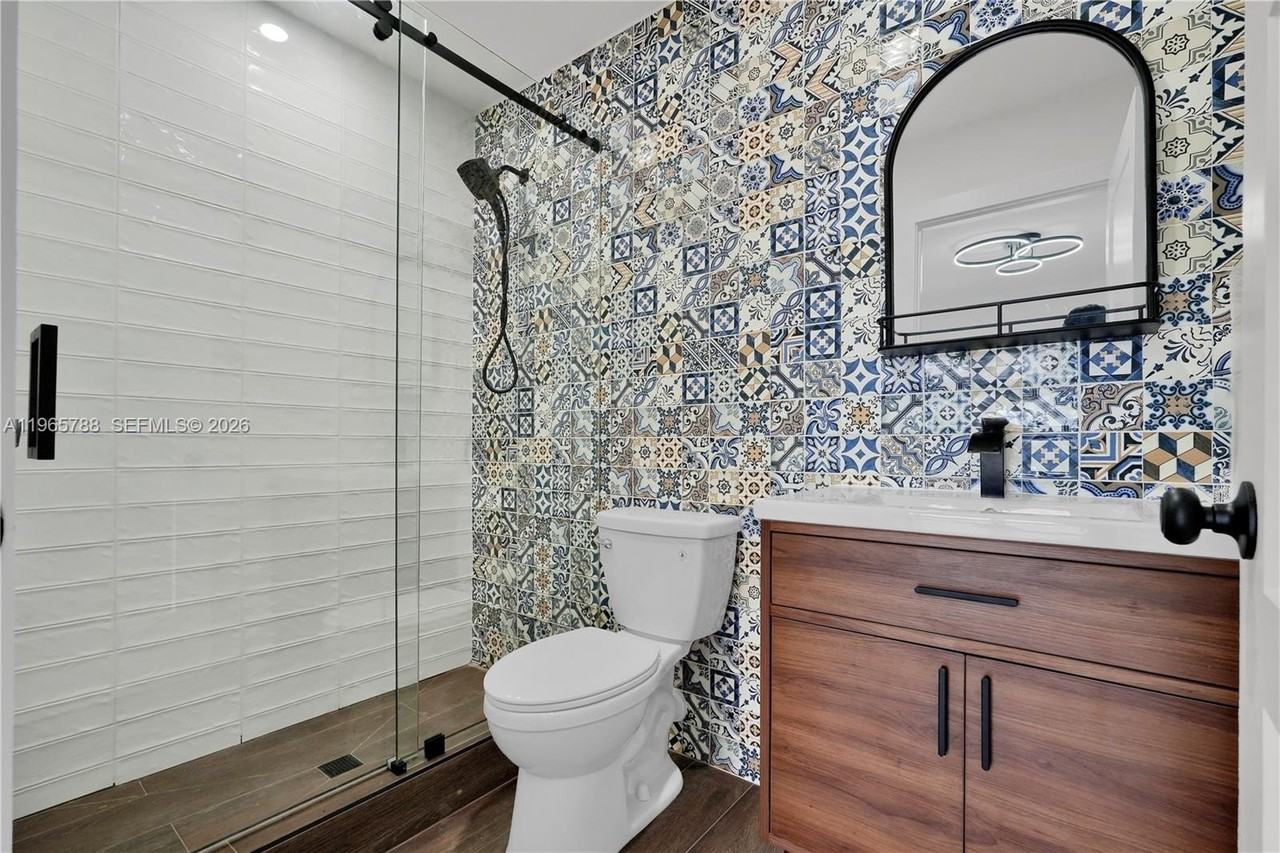 5980 Sw 40th Ave #C - Photo 6 of 28