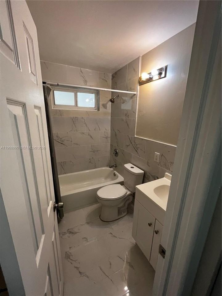 816 Beech Rd - Photo 7 of 16