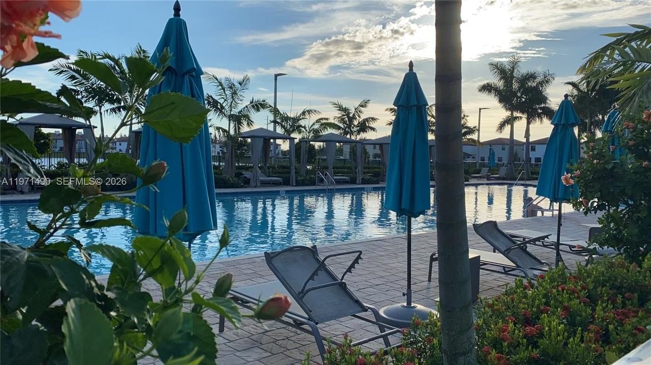 11379 W 34th Way - Photo 2 of 12