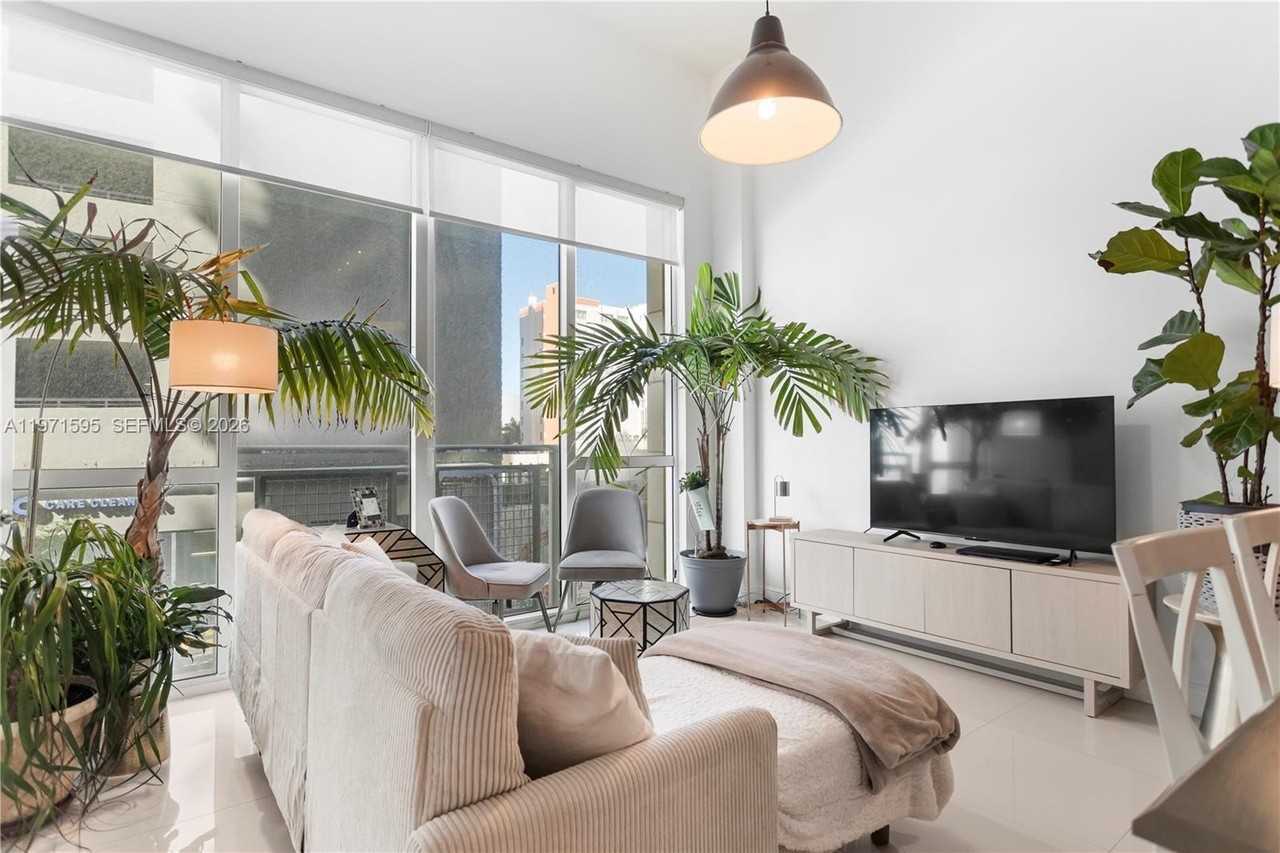 244 Biscayne Blvd #252 - Photo 7 of 18